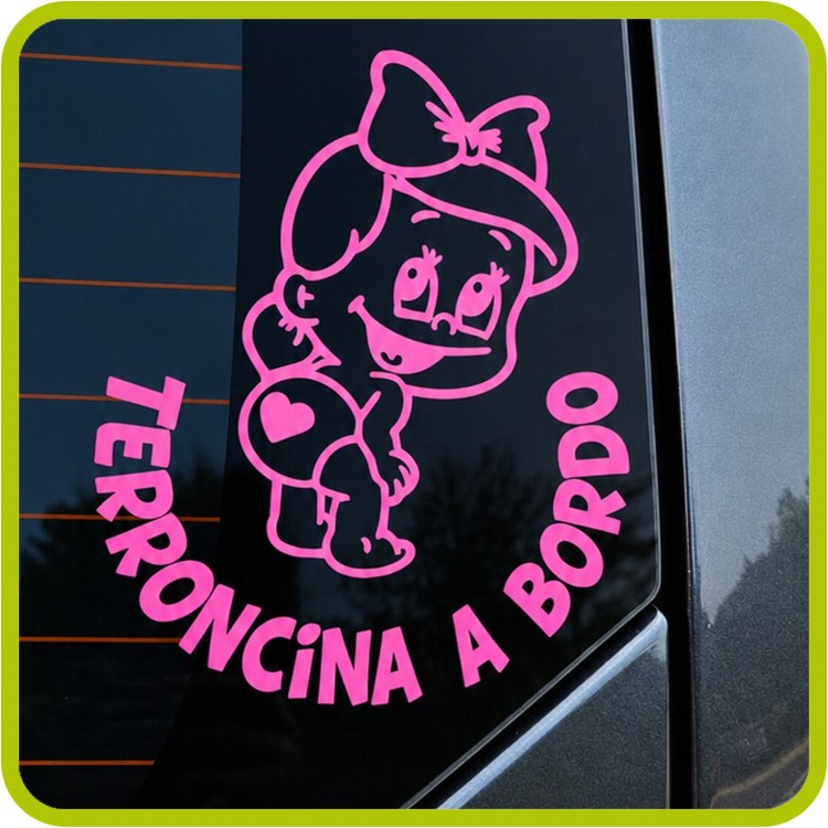 Adesivo bimbo a bordo con nome